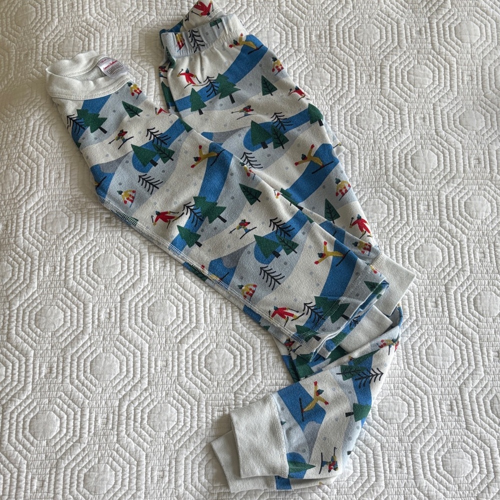 Hanna Andersson Kids Pajama Set - Blue and Green Winter Print